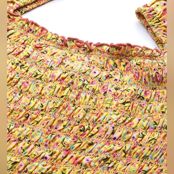 Antheaa NWOT Yellow and Pink Floral Pure Cotton Smocked Top with Puff Sleeves - Picture 5 of 7
